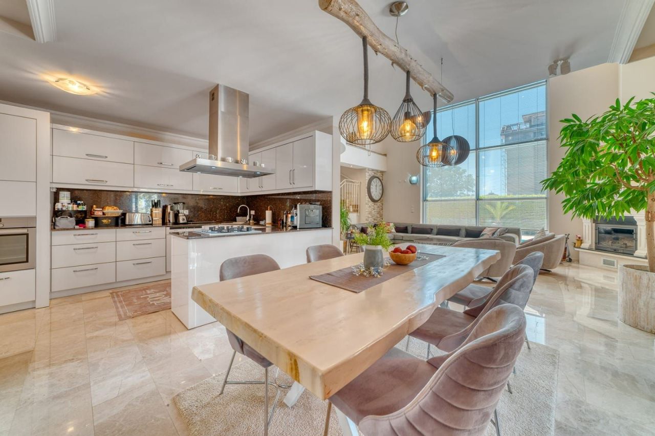 Вилла в Алании, Турция, 220 м² - фото 13