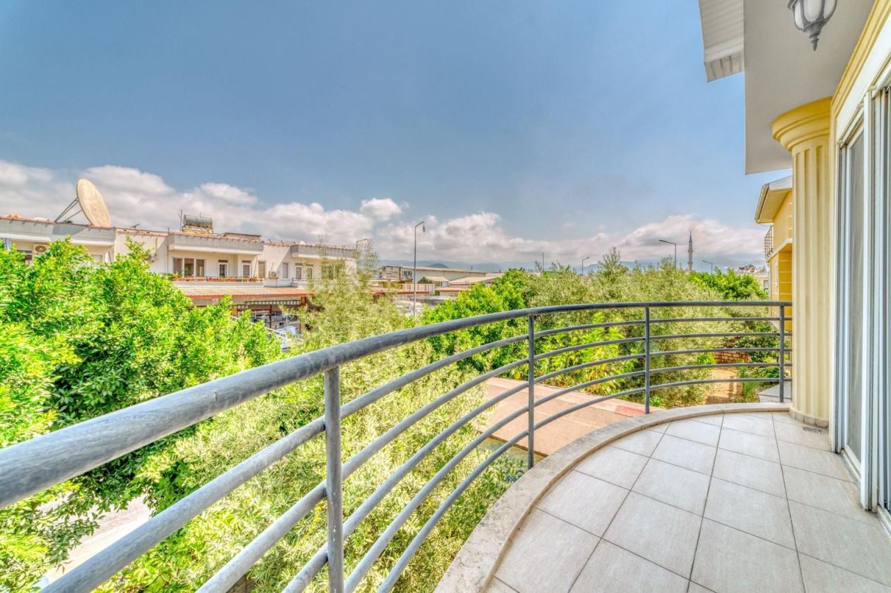 Апартаменты в Алании, Турция, 200 м² - фото 13