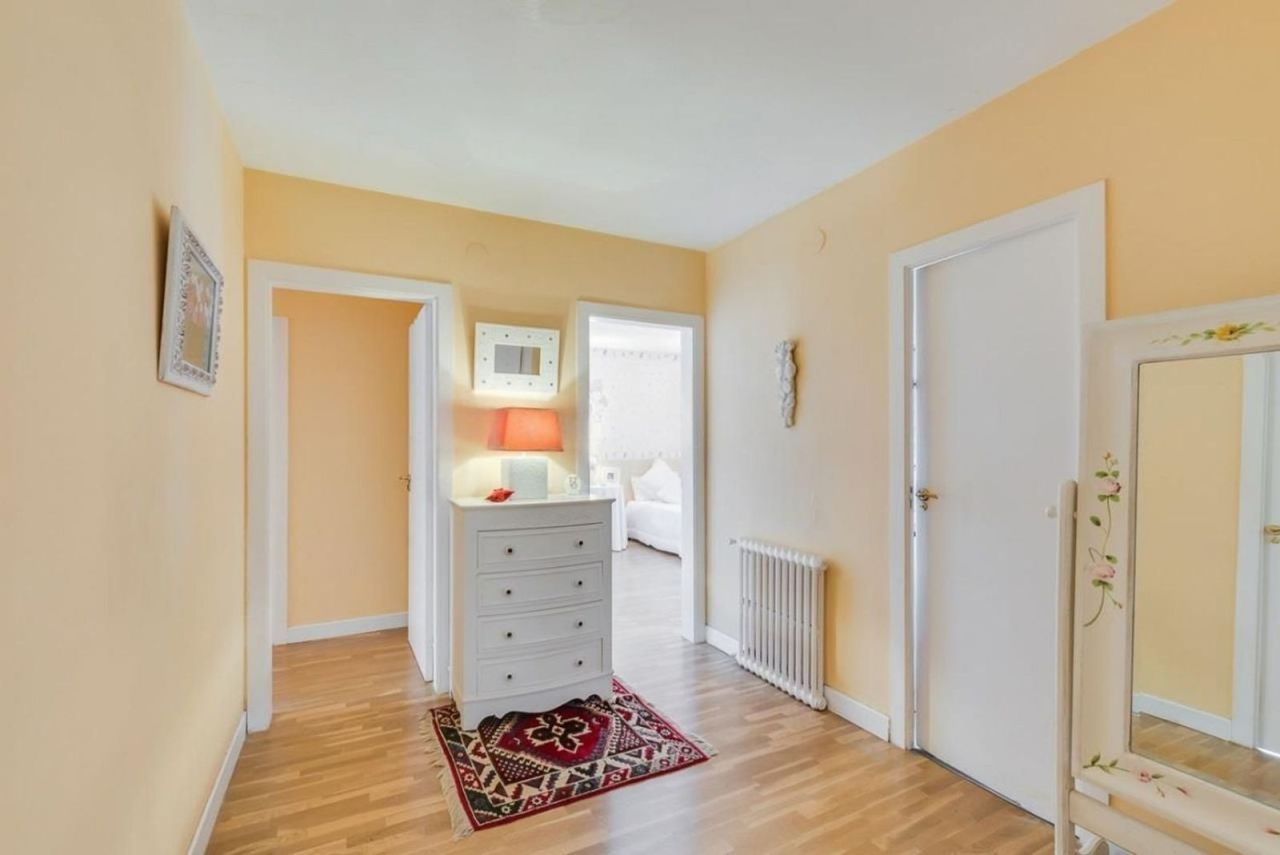 Дом в Барселоне, Испания, 650 м² - фото 17