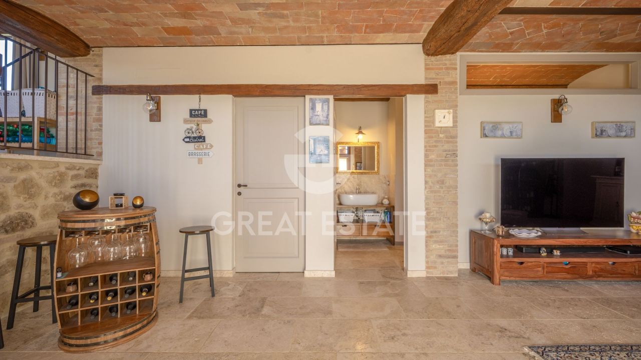 Дом в Сан-Джиминьяно, Италия, 205 м² - фото 13