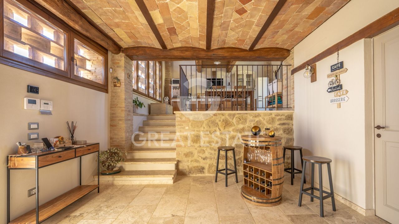 Дом в Сан-Джиминьяно, Италия, 205 м² - фото 15