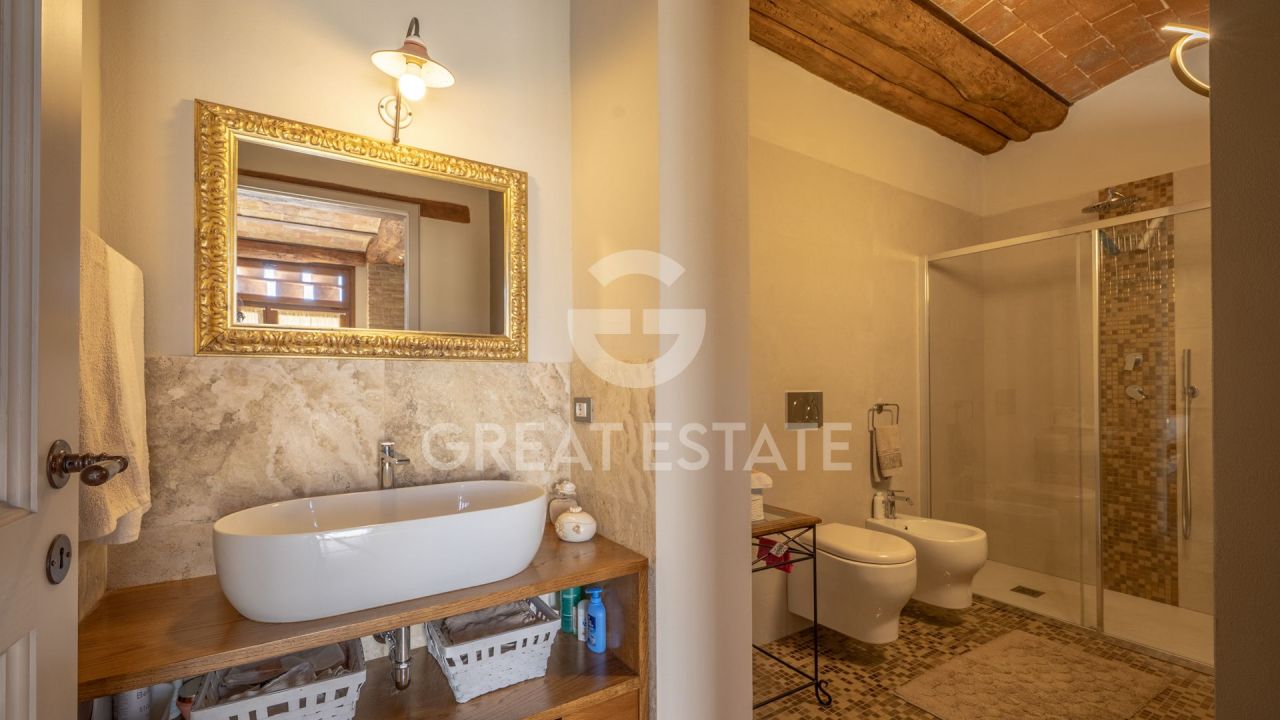 Дом в Сан-Джиминьяно, Италия, 205 м² - фото 16