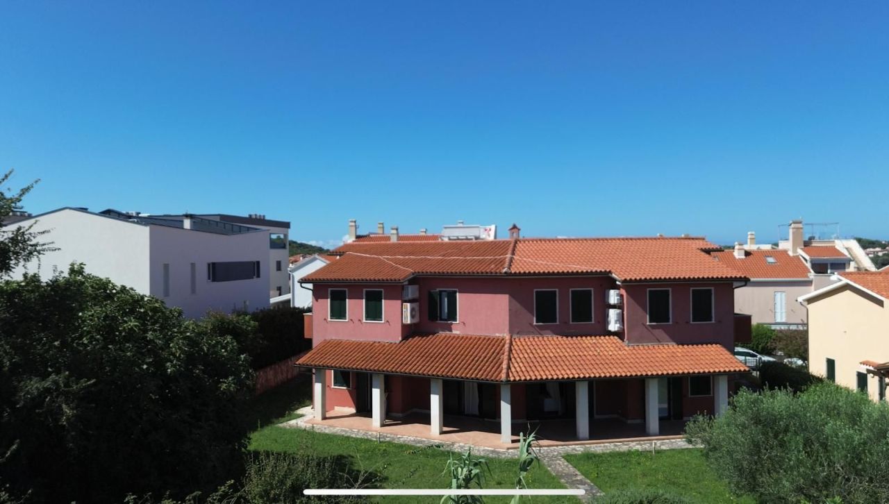 Отель, гостиница Banjole, Хорватия, 280 м² - фото 10