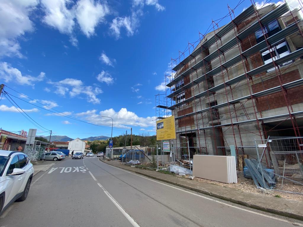 Квартира в Тивате, Черногория, 48 м² - фото 2