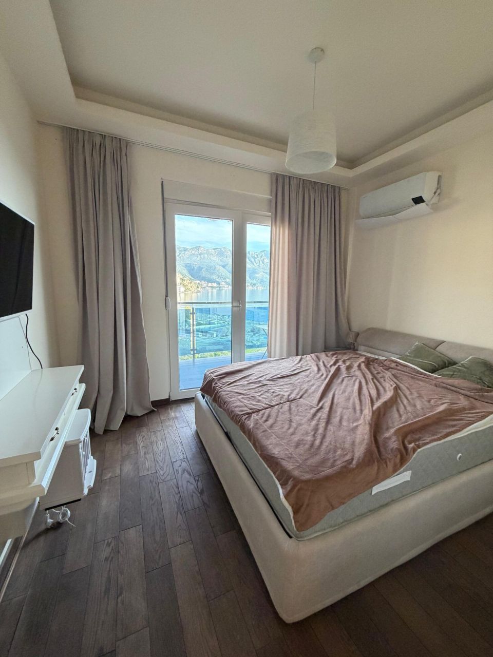 Квартира в Бечичи, Черногория, 89 м² - фото 1