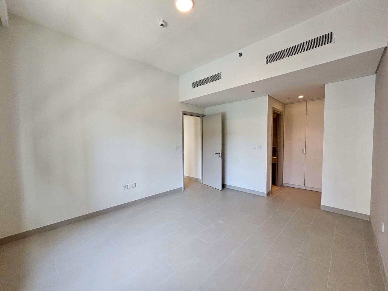 Квартира в Дубае, ОАЭ, 92 м² - фото 15