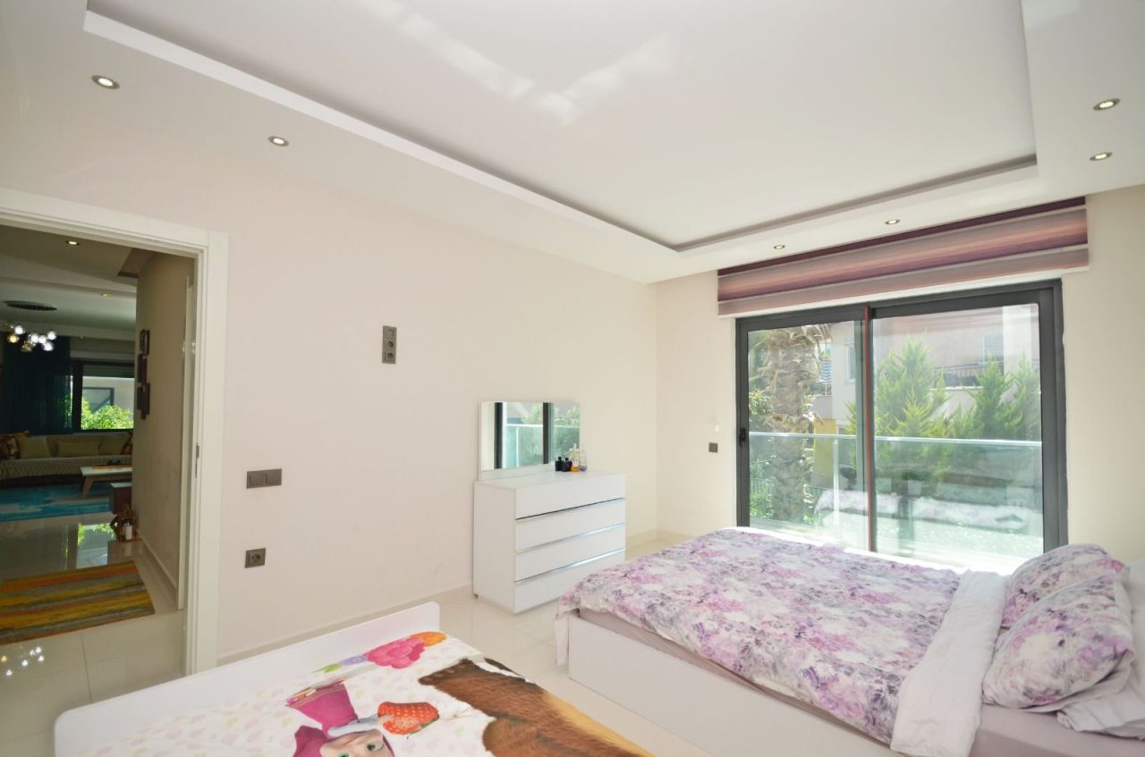Апартаменты в Алании, Турция, 100 м² - фото 17