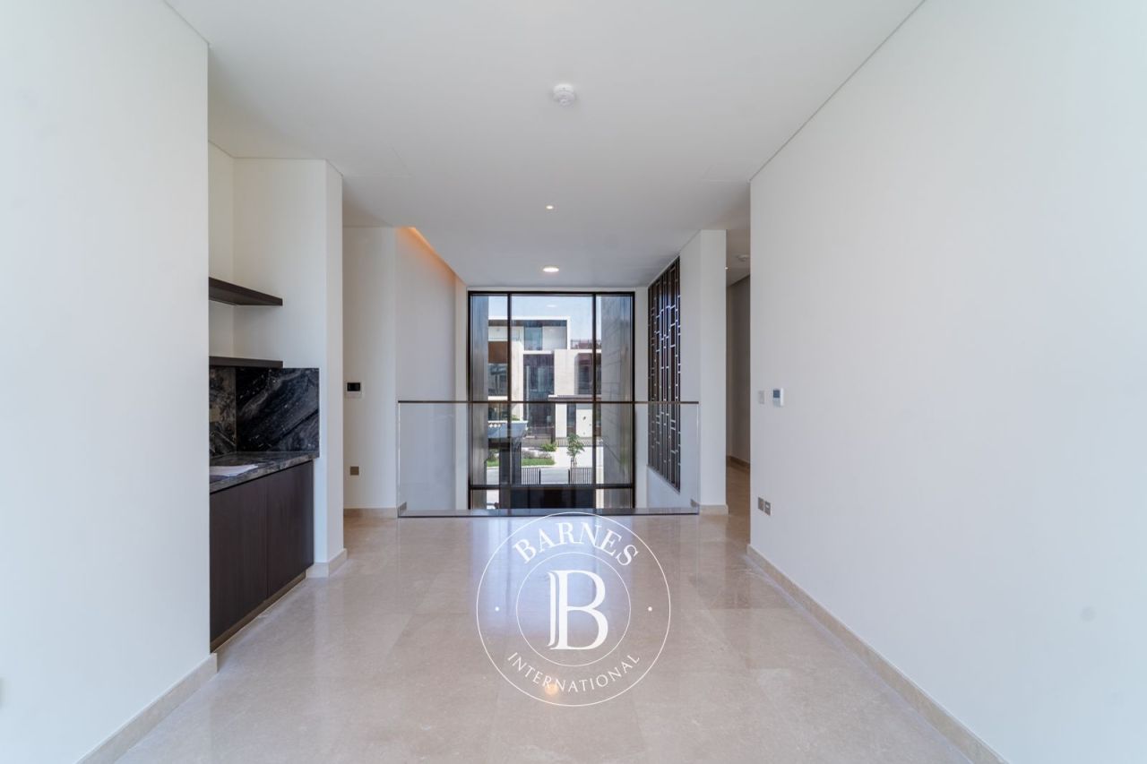 Вилла в Дубае, ОАЭ, 482.8 м² - фото 7