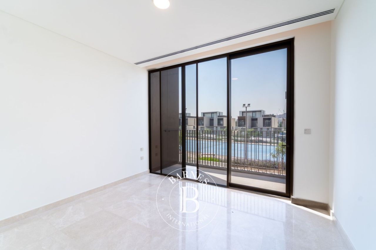 Вилла в Дубае, ОАЭ, 482.8 м² - фото 11