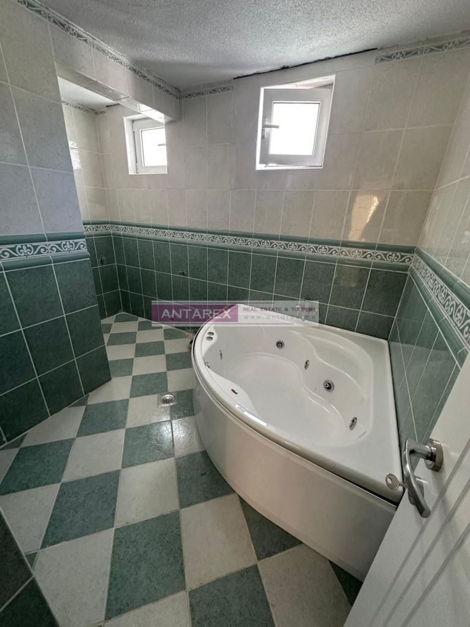 Вилла в Баре, Черногория, 400 м² - фото 8