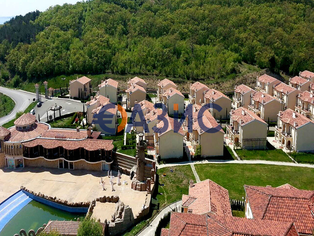 Дом в Елените, Болгария, 73.6 м² - фото 12