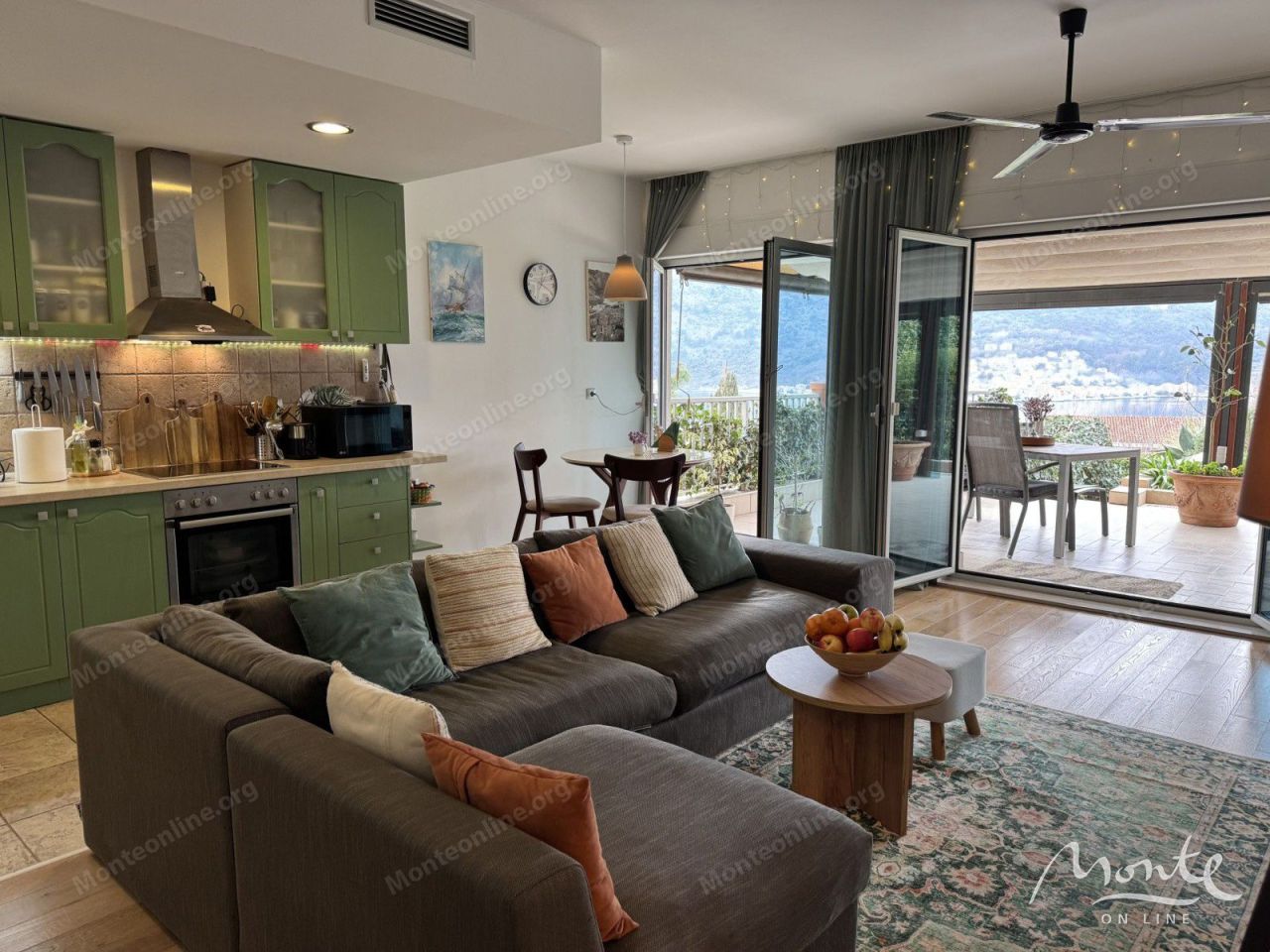 Апартаменты в Доброте, Черногория, 74 м² - фото 5