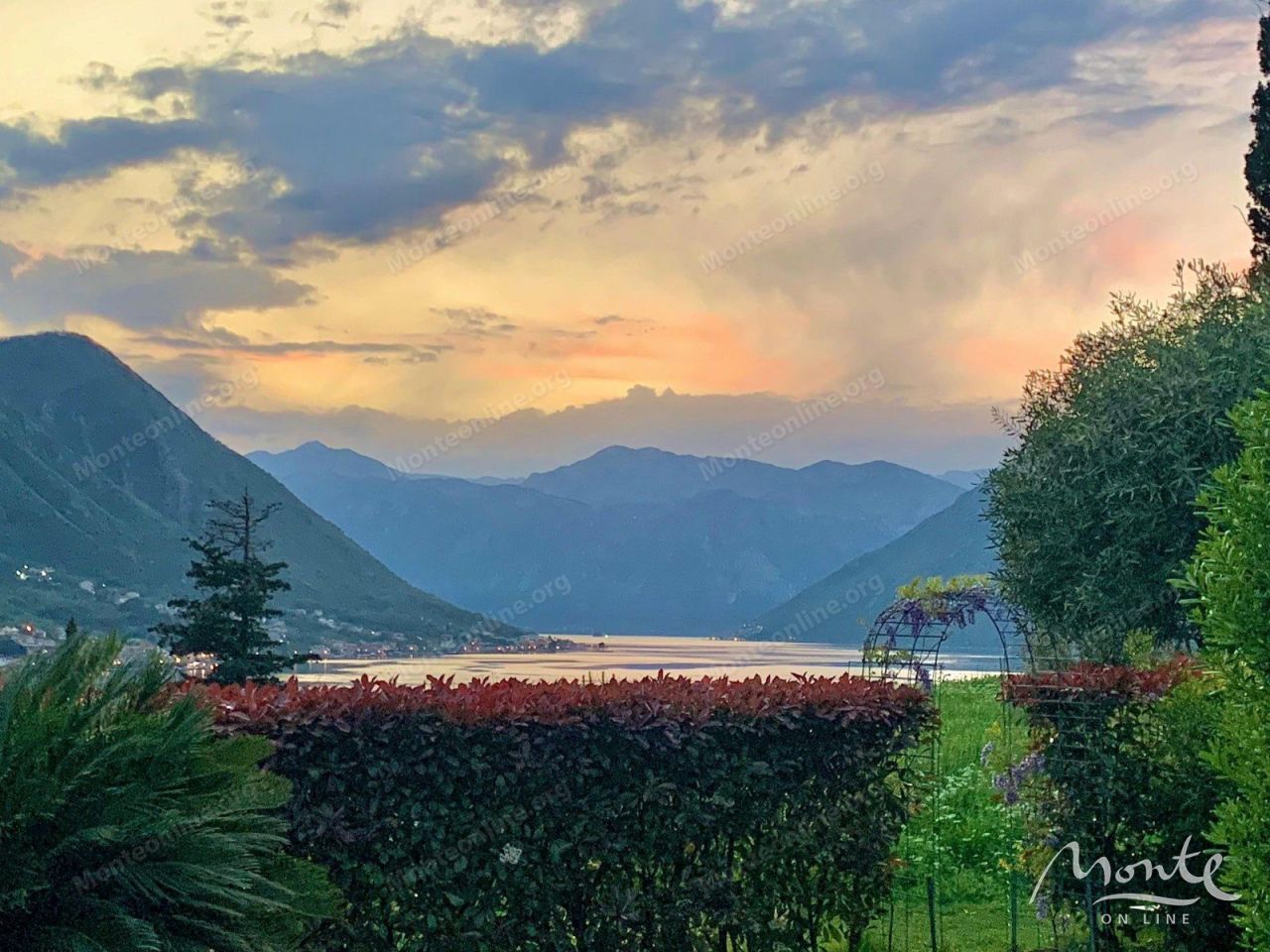 Апартаменты в Доброте, Черногория, 74 м² - фото 19