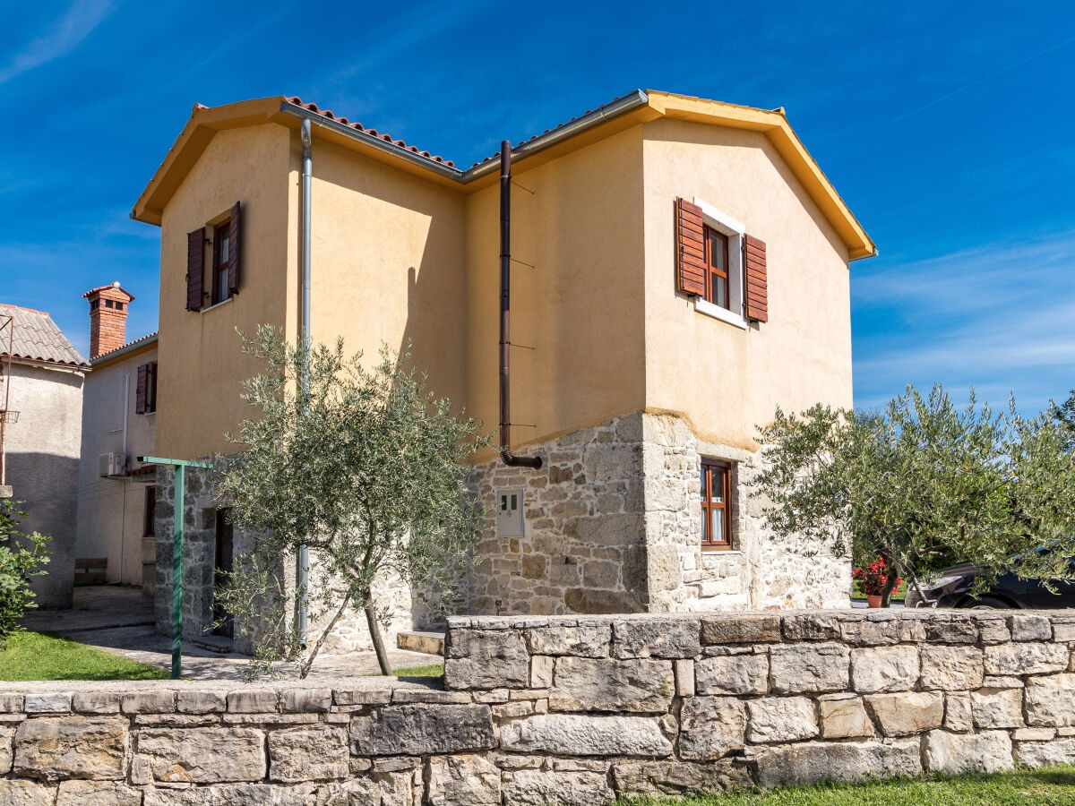 Дом Istria, Pazin, Хорватия, 230 м² - фото 1