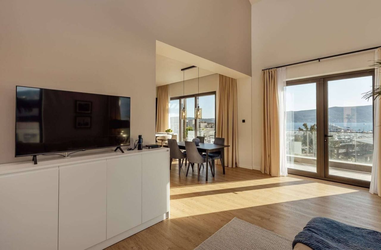 Апартаменты в Тивате, Черногория, 179 м² - фото 7