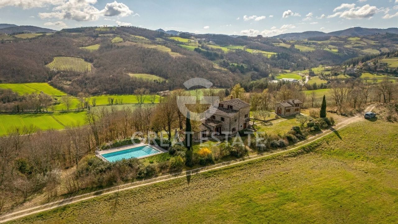 Дом Monterchi, Италия, 335 м² - фото 1