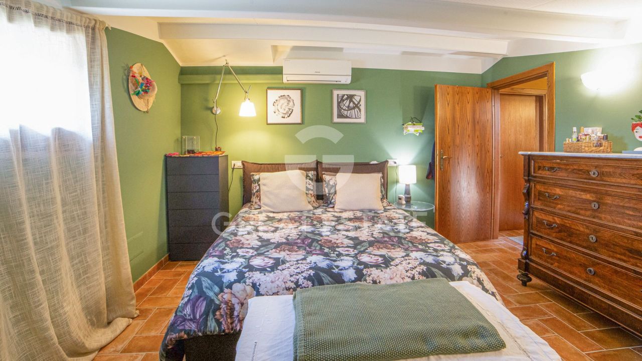 Дом Castel Ritaldi, Италия, 300 м² - фото 12