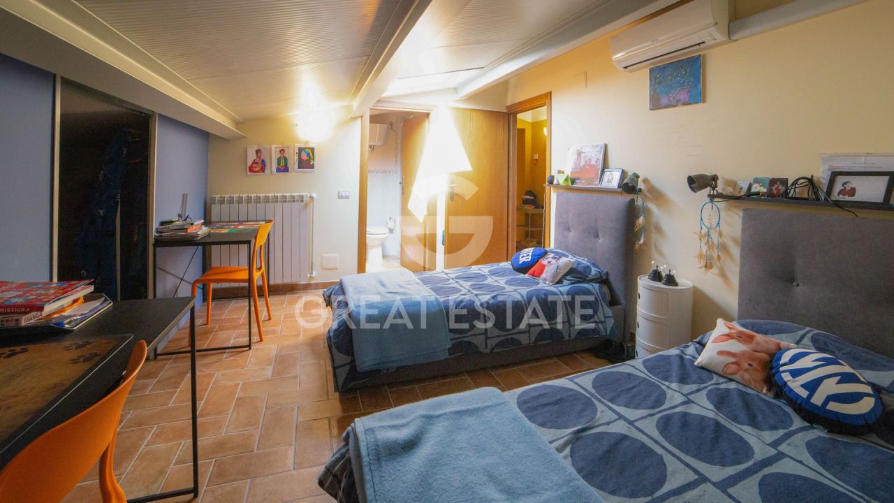 Дом Castel Ritaldi, Италия, 300 м² - фото 13