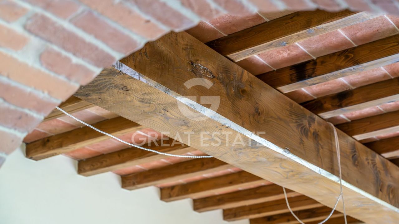 Дом Castel Focognano, Италия, 414 м² - фото 18