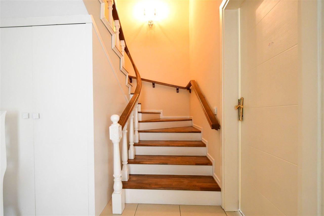 Квартира в Алании, Турция, 240 м² - фото 11