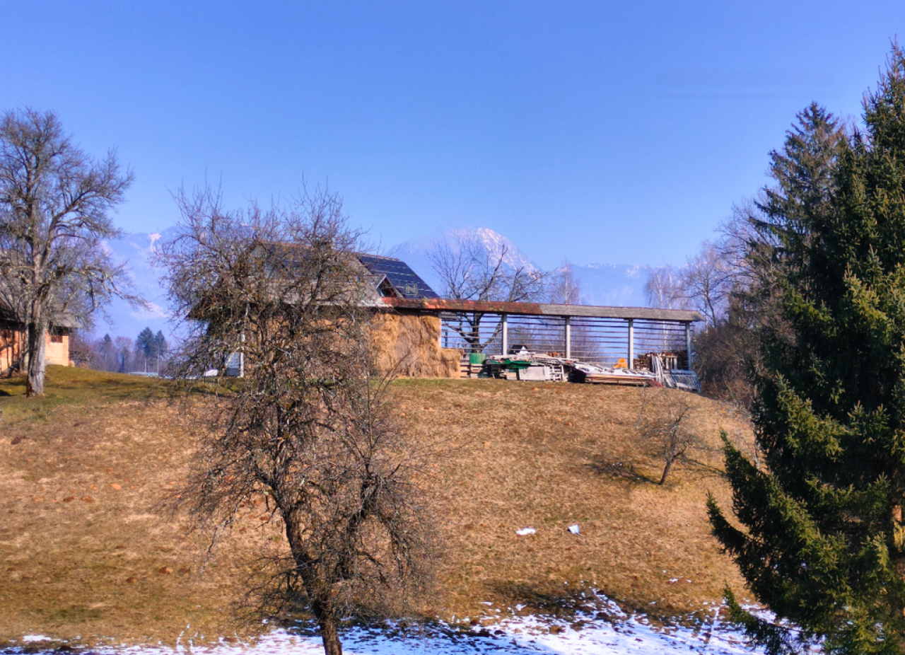 Земля в Постойне, Словения, 300 м² - фото 1