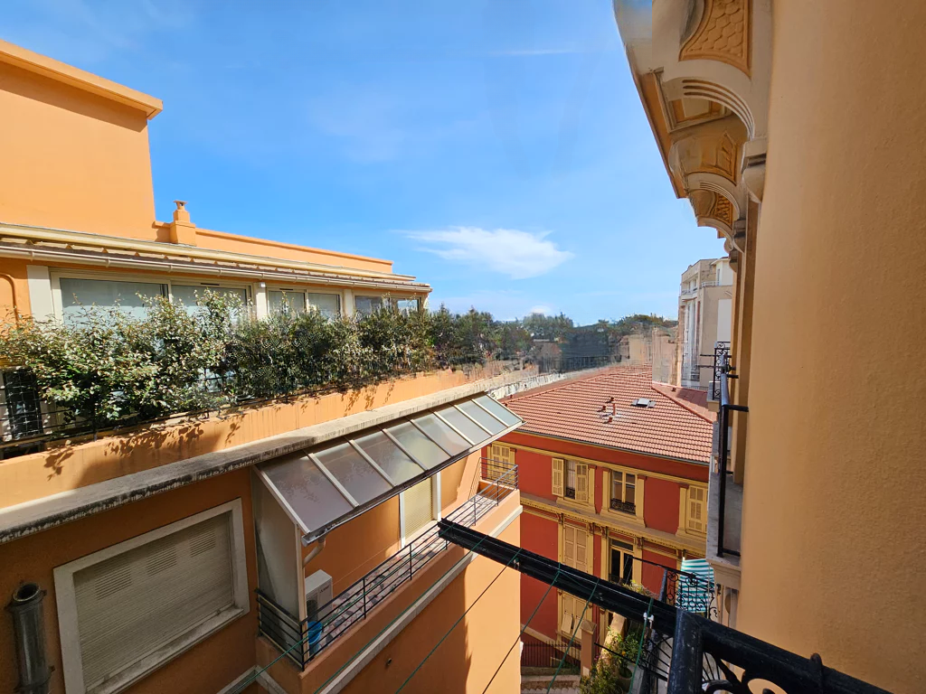 Квартира в Ла-Кондамине, Монако, 78 м² - фото 1