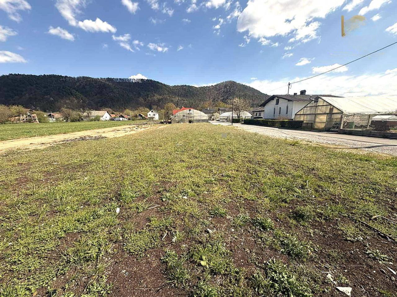 Земля в Любляне, Словения, 838 м² - фото 2