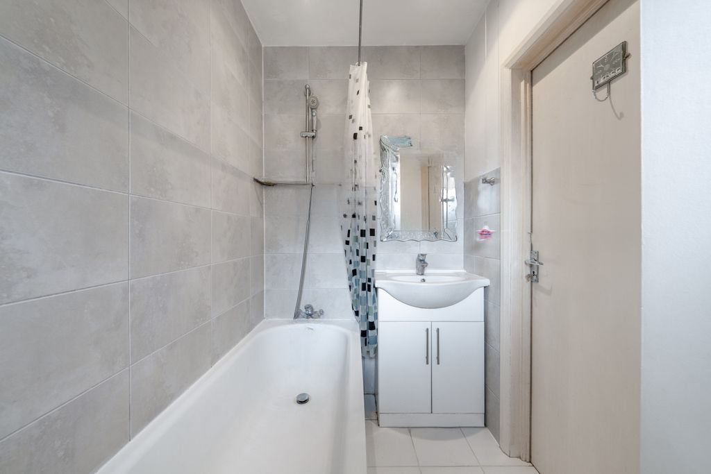 Квартира в Лондоне, Великобритания, 47 м² - фото 4