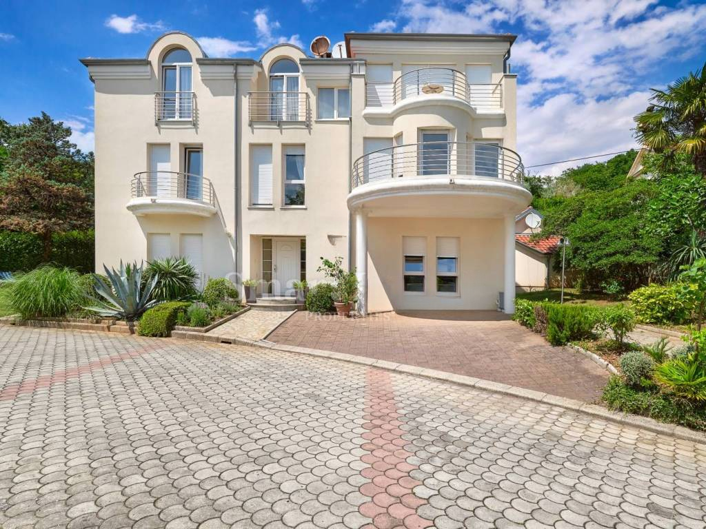 Дом в Опатии, Хорватия, 381 м² - фото 4