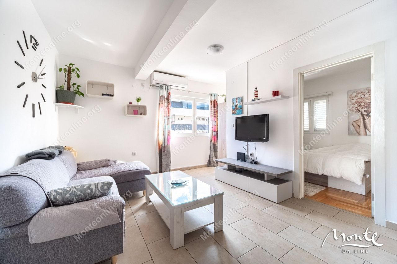 Апартаменты в Тивате, Черногория, 55 м² - фото 6