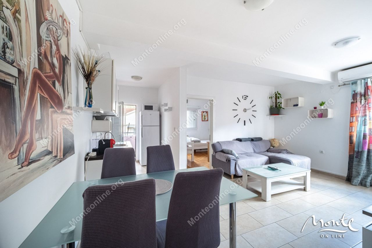 Апартаменты в Тивате, Черногория, 55 м² - фото 7