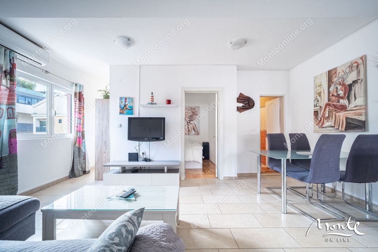 Апартаменты в Тивате, Черногория, 55 м² - фото 10