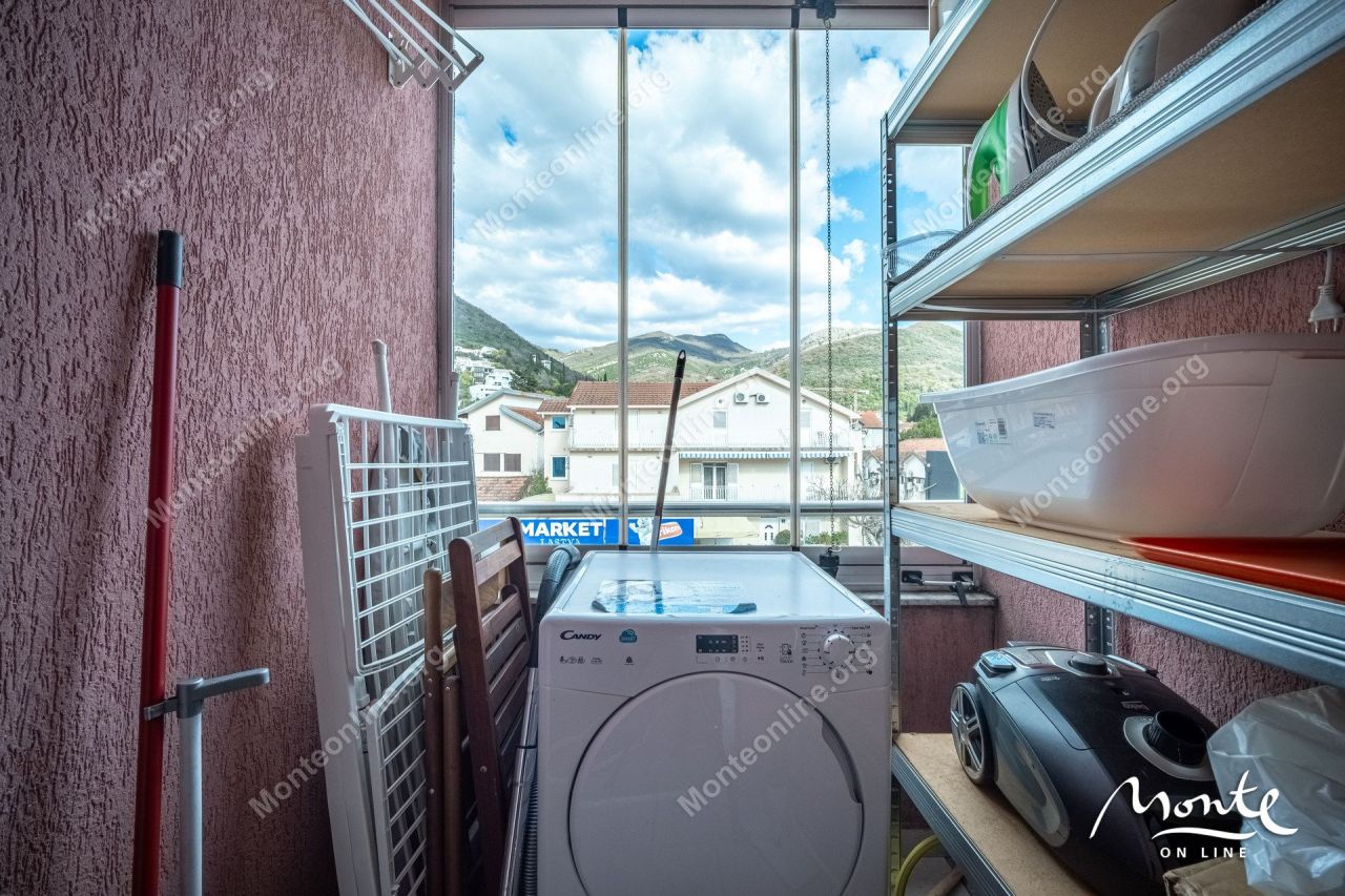 Апартаменты в Тивате, Черногория, 55 м² - фото 17