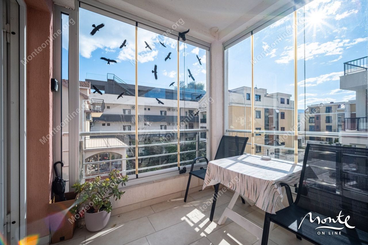 Апартаменты в Тивате, Черногория, 55 м² - фото 19