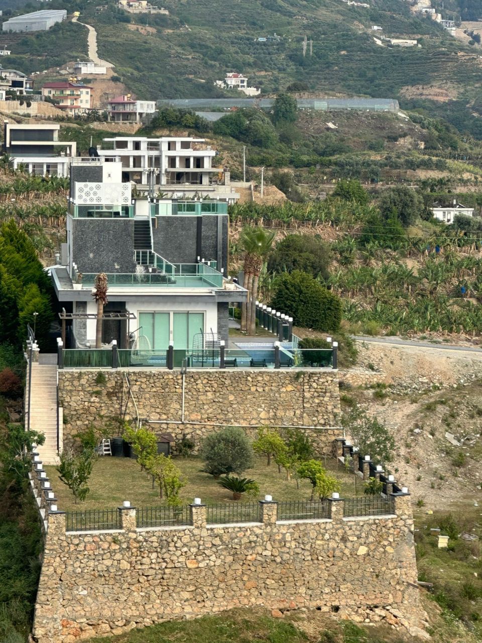 Вилла в Алании, Турция, 565 м² - фото 1