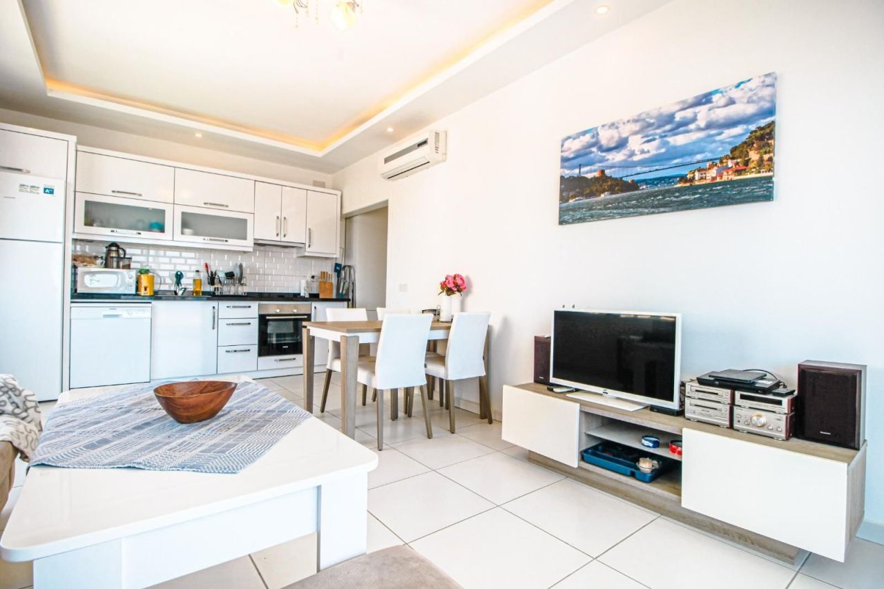 Квартира в Алании, Турция, 90 м² - фото 1