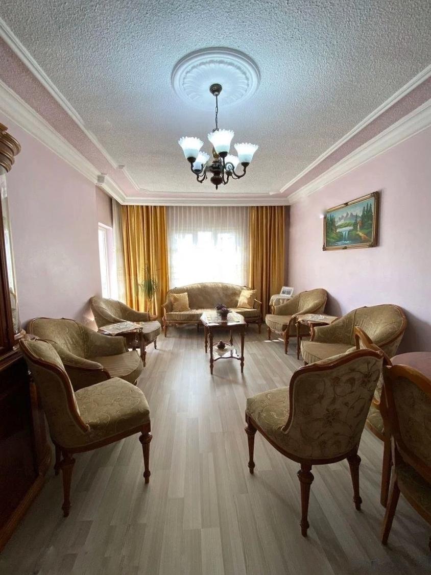 Квартира в Мерсине, Турция, 134 м² - фото 1