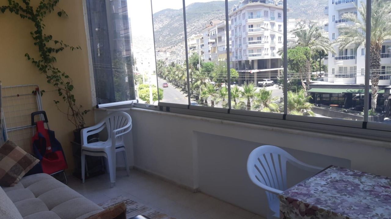 Квартира в Алании, Турция, 65 м² - фото 1