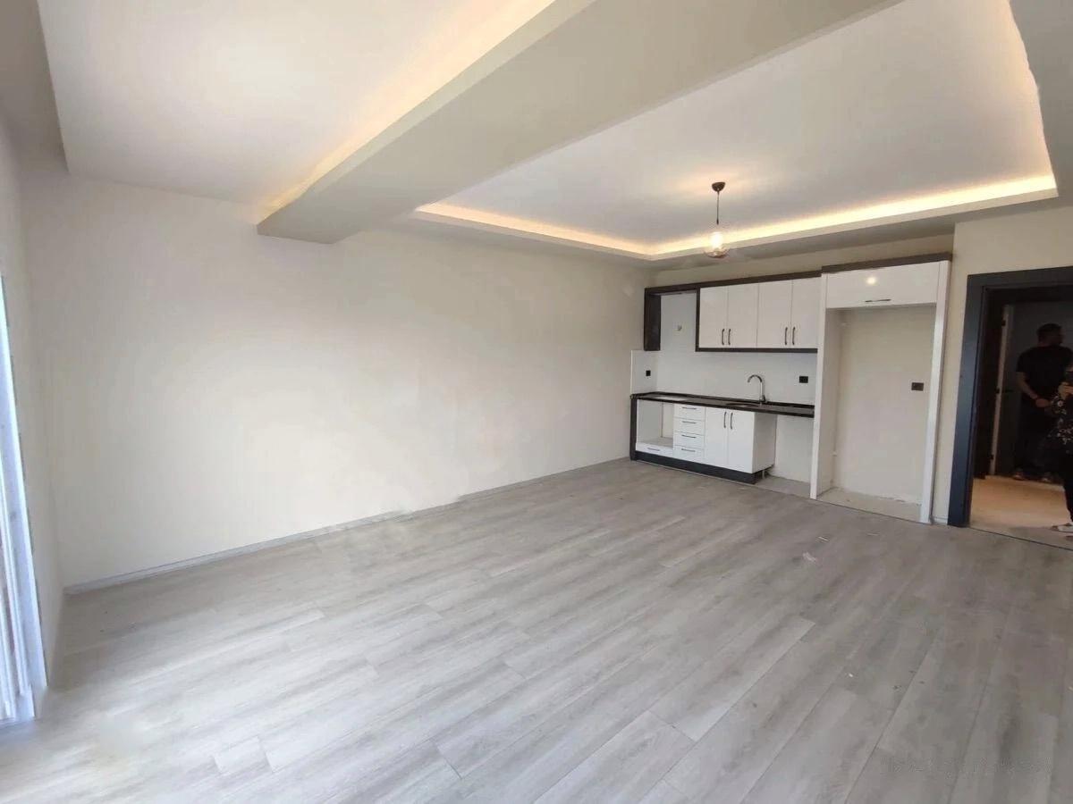 Квартира в Мерсине, Турция, 100 м² - фото 1