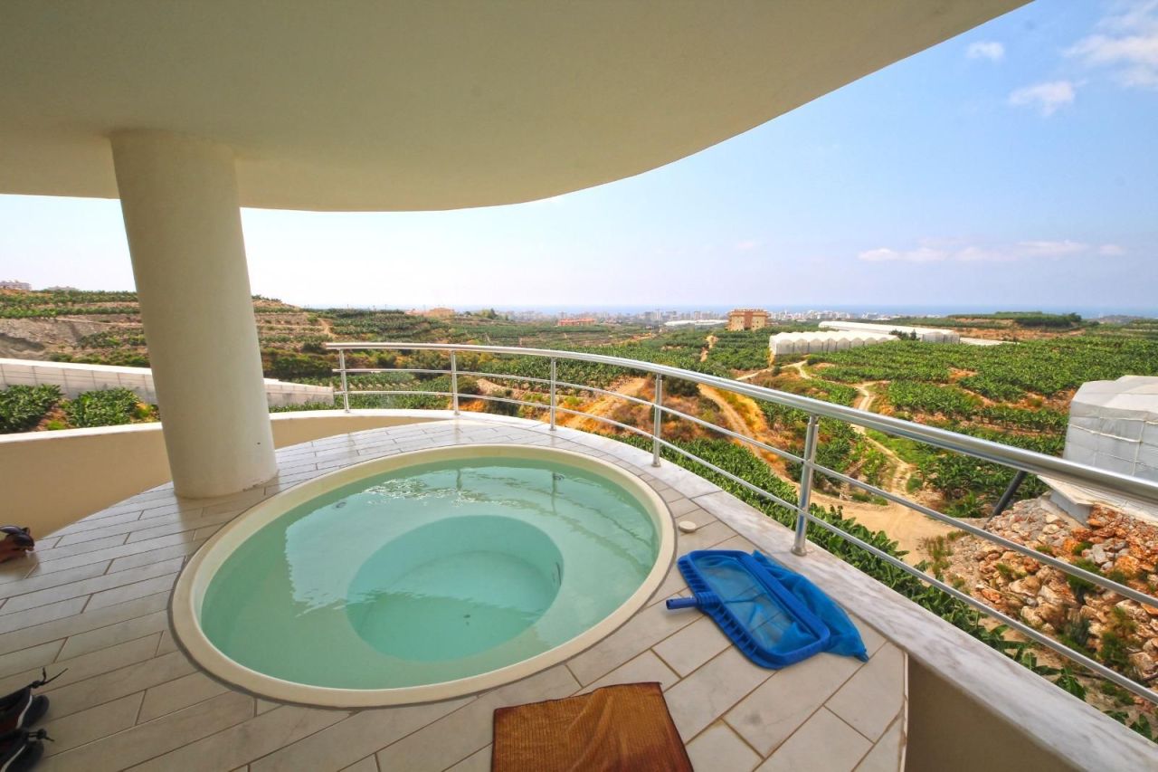 Квартира в Алании, Турция, 100 м² - фото 1