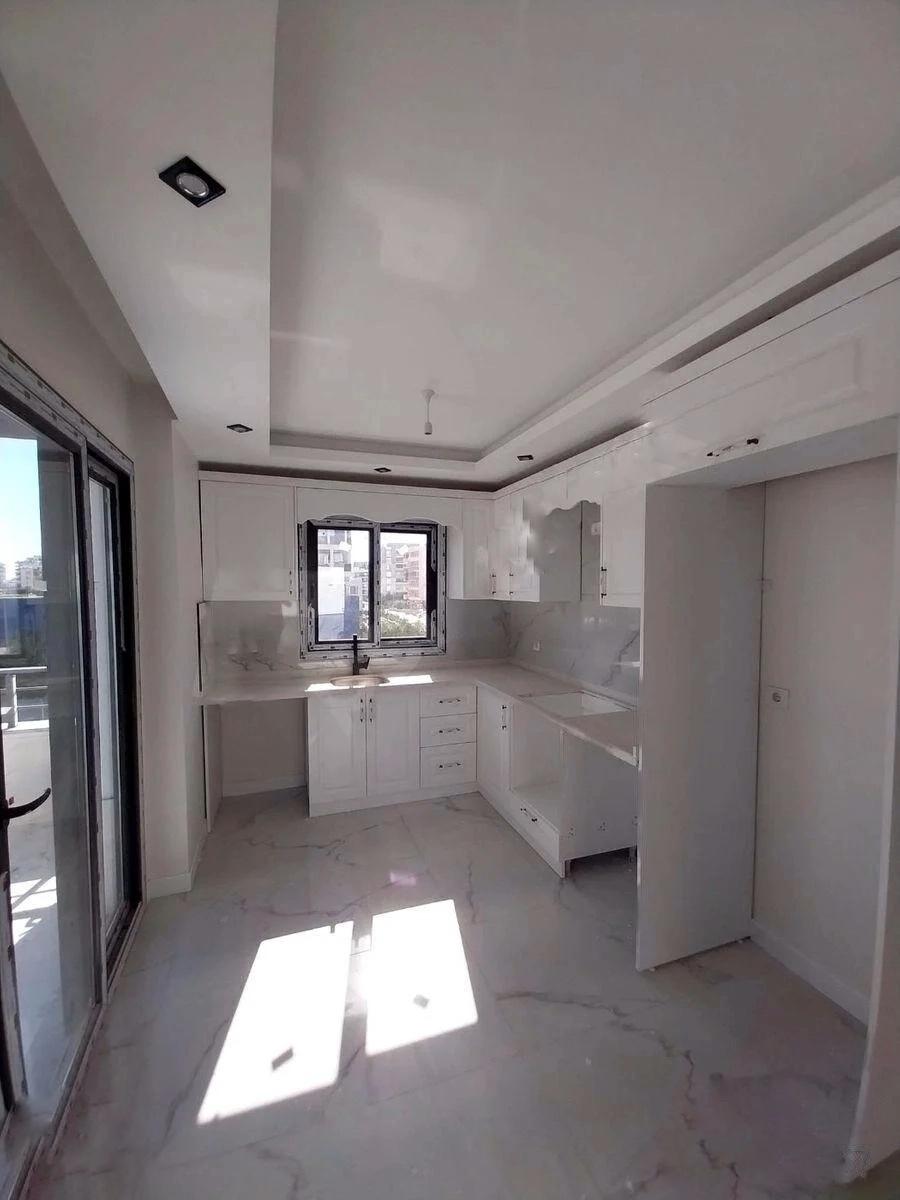 Квартира в Мерсине, Турция, 85 м² - фото 1