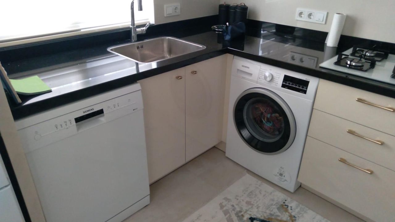 Квартира в Алании, Турция, 90 м² - фото 1