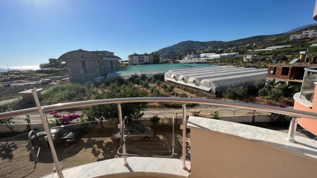Квартира в Алании, Турция, 90 м² - фото 1