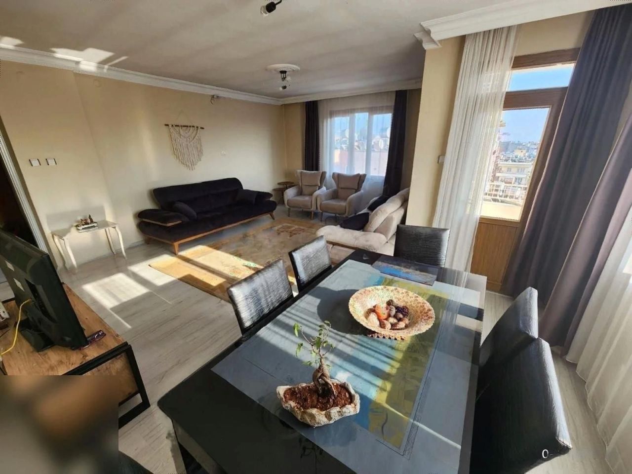 Квартира в Мерсине, Турция, 160 м² - фото 1