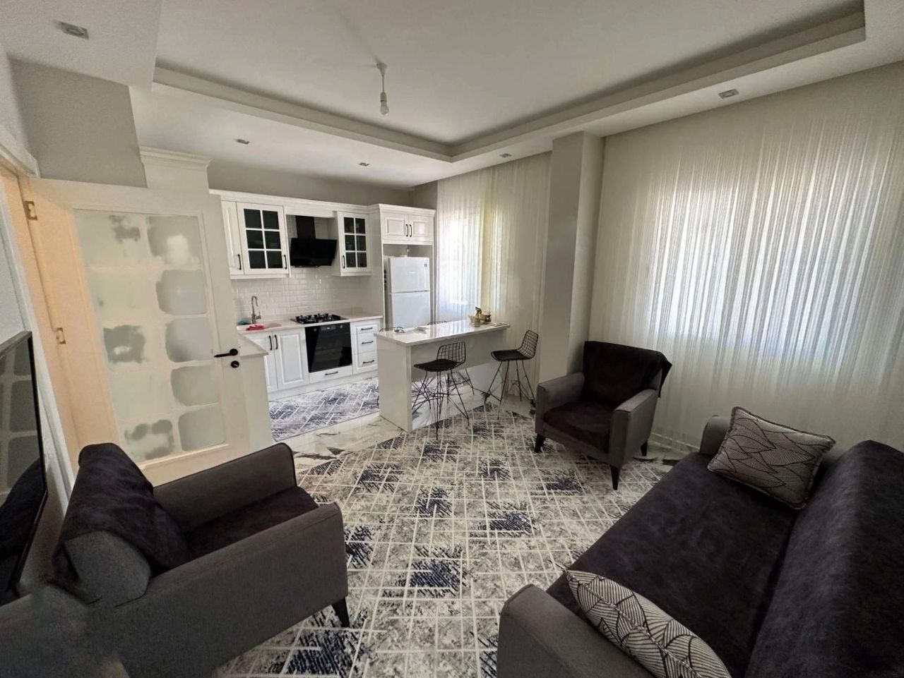 Квартира в Мерсине, Турция, 90 м² - фото 1