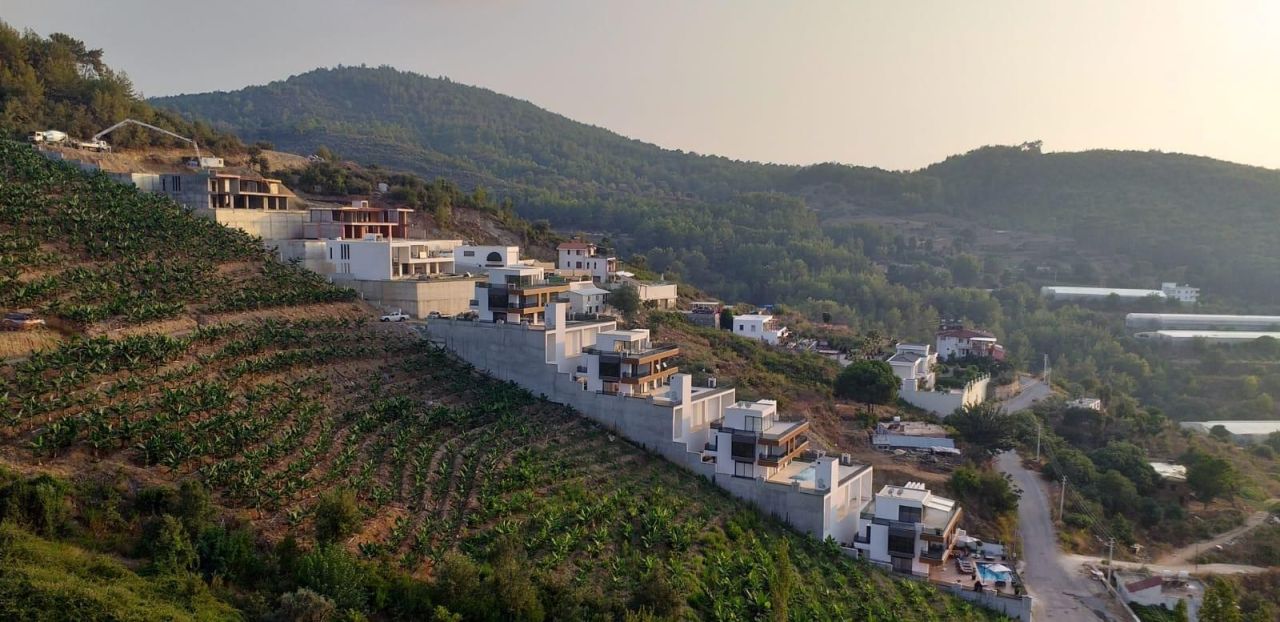 Квартира в Алании, Турция, 195 м² - фото 1