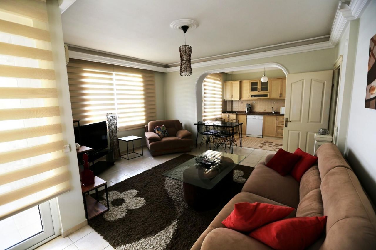 Квартира в Алании, Турция, 90 м² - фото 1