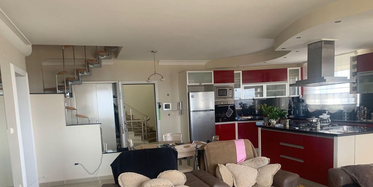 Пентхаус в Алании, Турция, 220 м² - фото 1