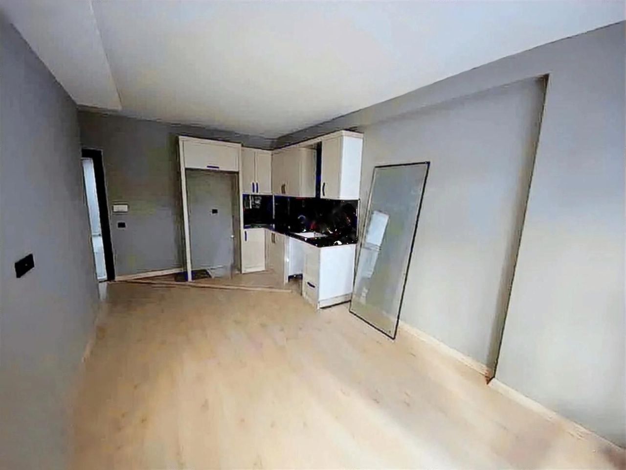 Квартира в Мерсине, Турция, 45 м² - фото 1