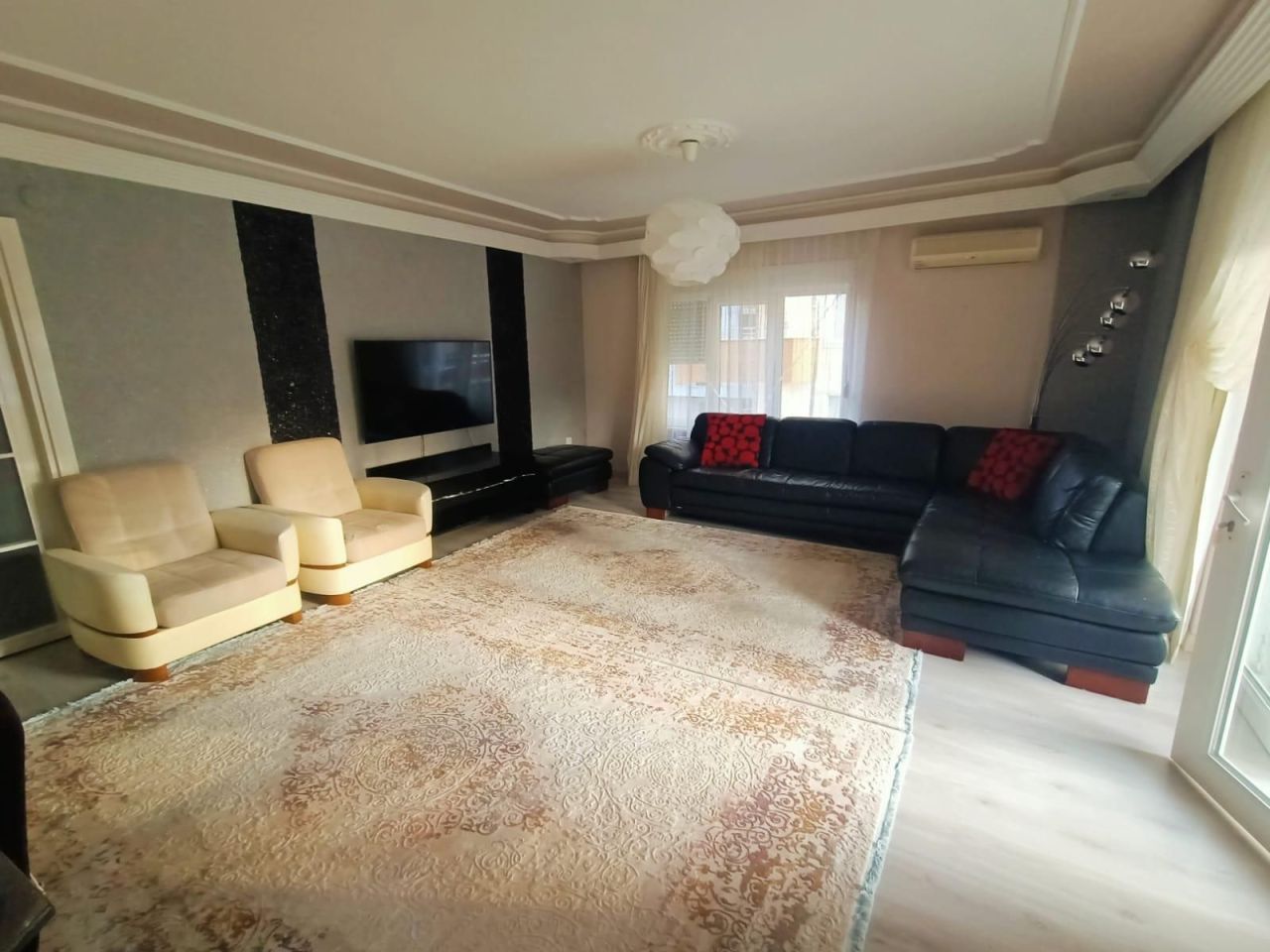 Квартира в Алании, Турция, 150 м² - фото 1